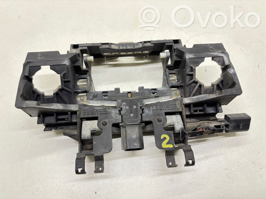 Audi A8 S8 D3 4E Front door exterior handle/bracket 