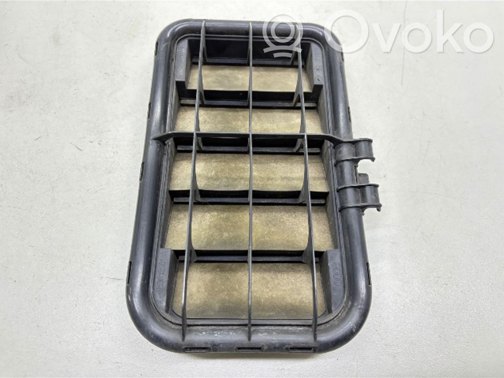 Audi A8 S8 D3 4E Ventilācijas režģis 