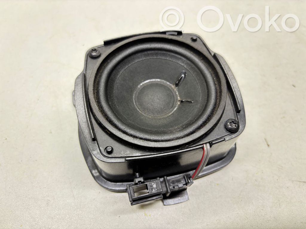Audi A8 S8 D3 4E Etuoven kaiutin 