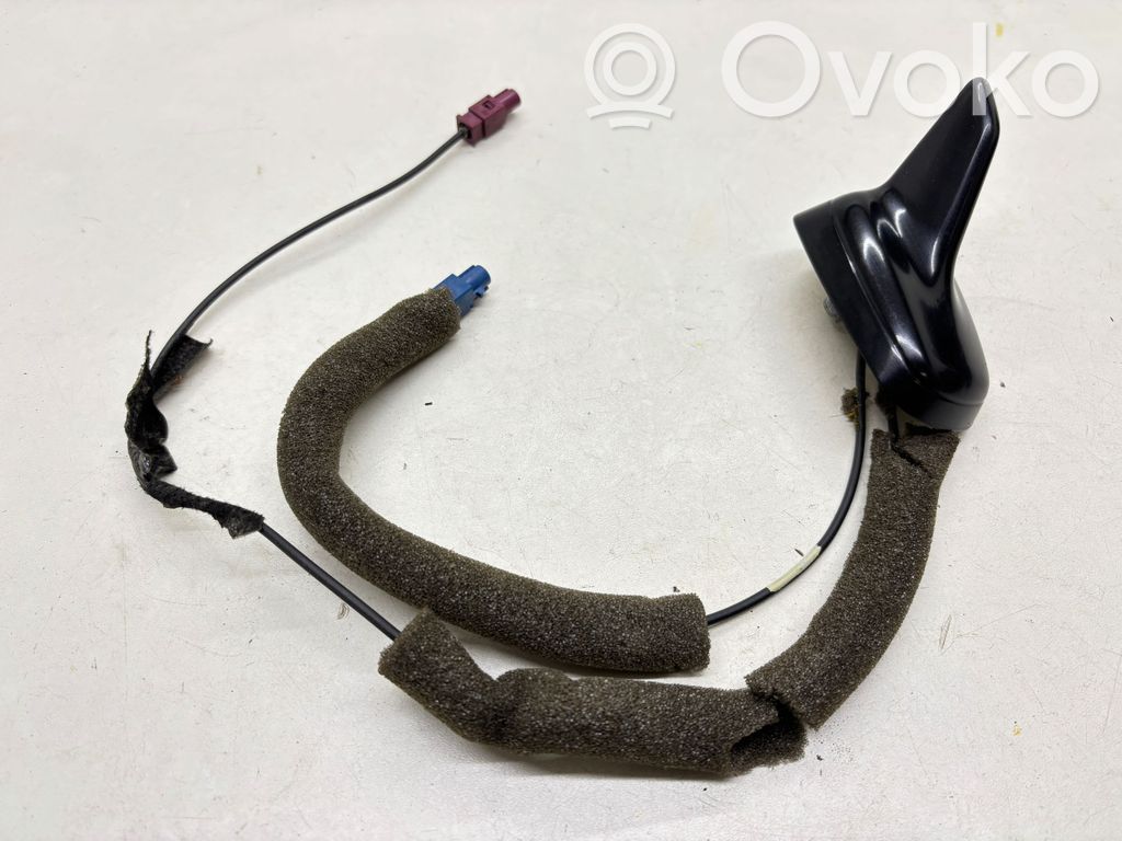 Audi A8 S8 D3 4E Aerial GPS antenna 