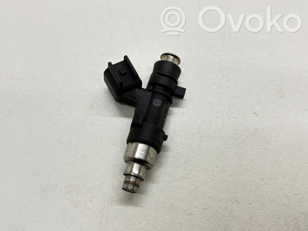 Volvo S60 Inyector de combustible 