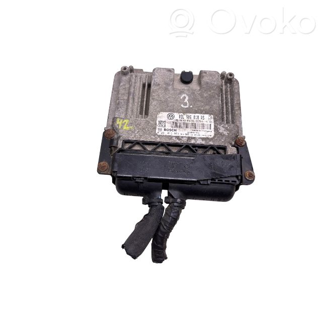 Skoda Superb B6 (3T) Engine control unit/module 