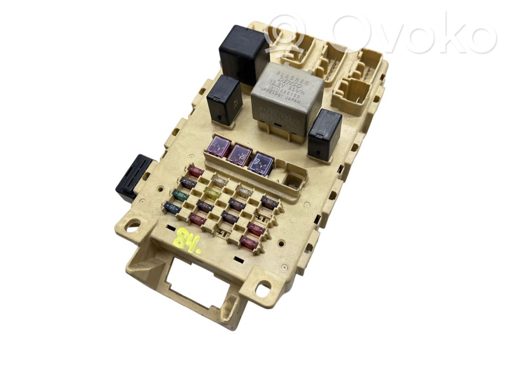 Toyota Yaris Fuse module 