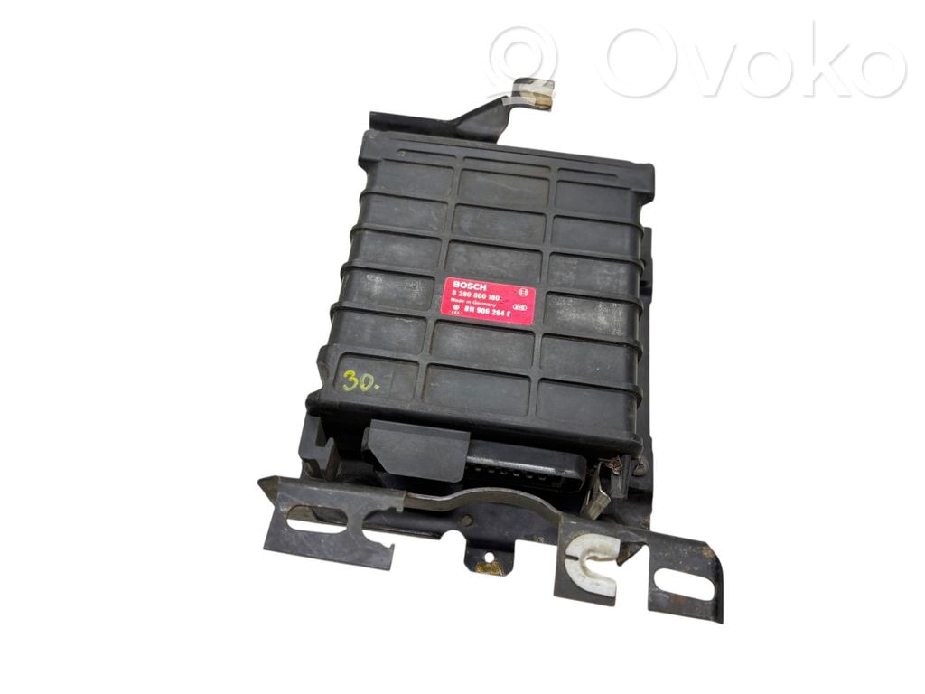 Volkswagen Golf III Engine control unit/module 