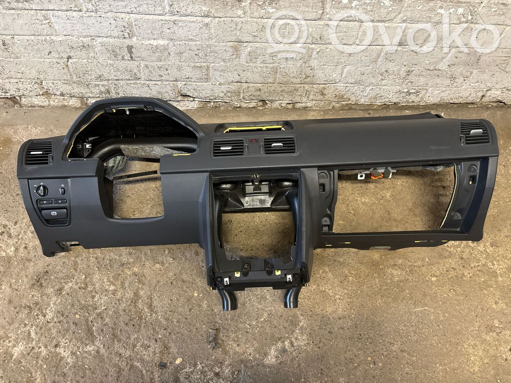 Volvo XC90 Panelė 