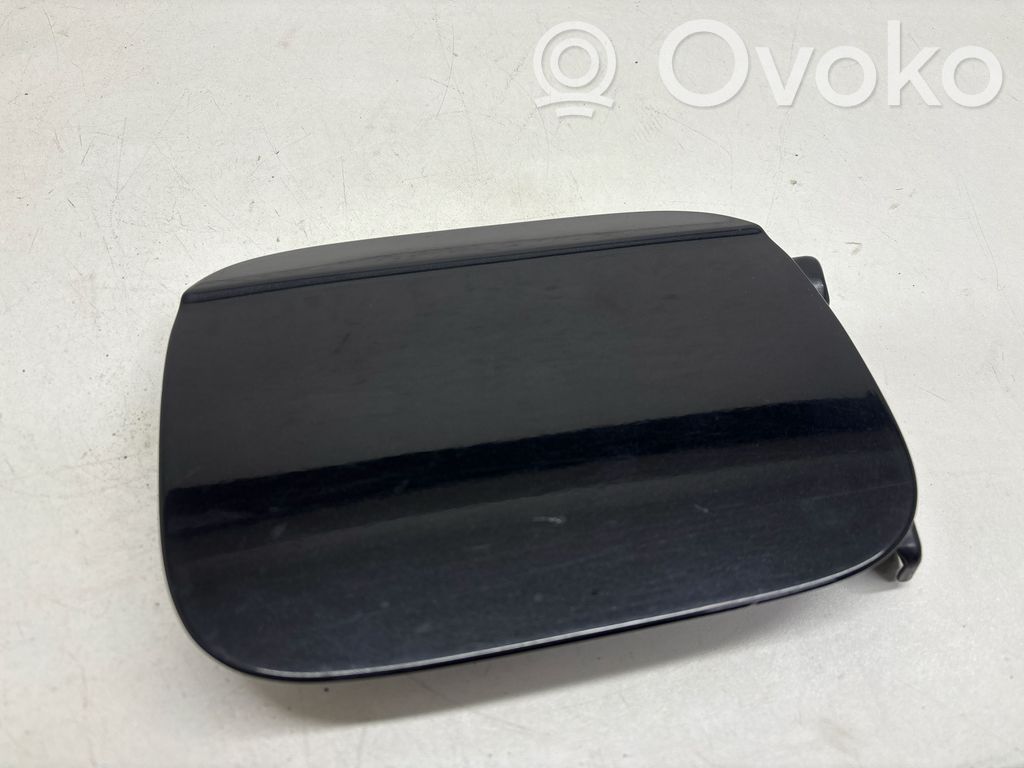 Audi A4 S4 B7 8E 8H Polttoainesäiliön korkki 