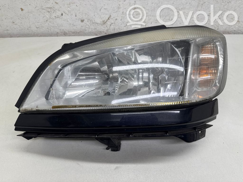 Opel Zafira A Lampa przednia 
