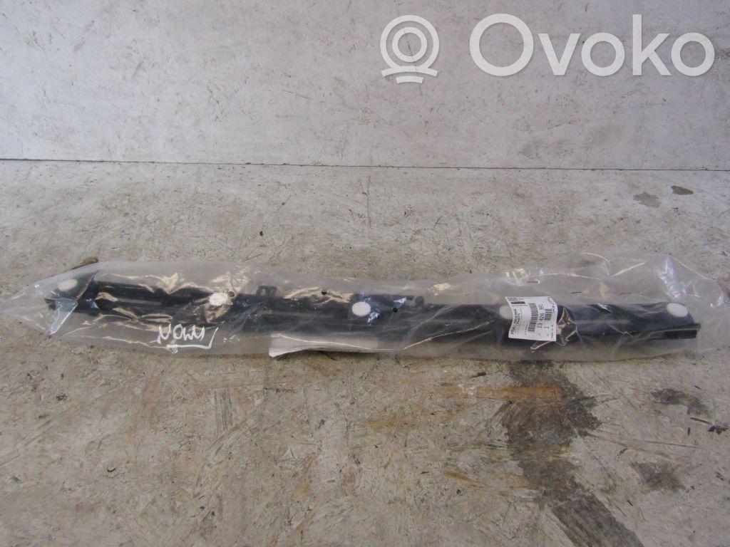 Opel Astra K Soporte de montaje del parachoques trasero 