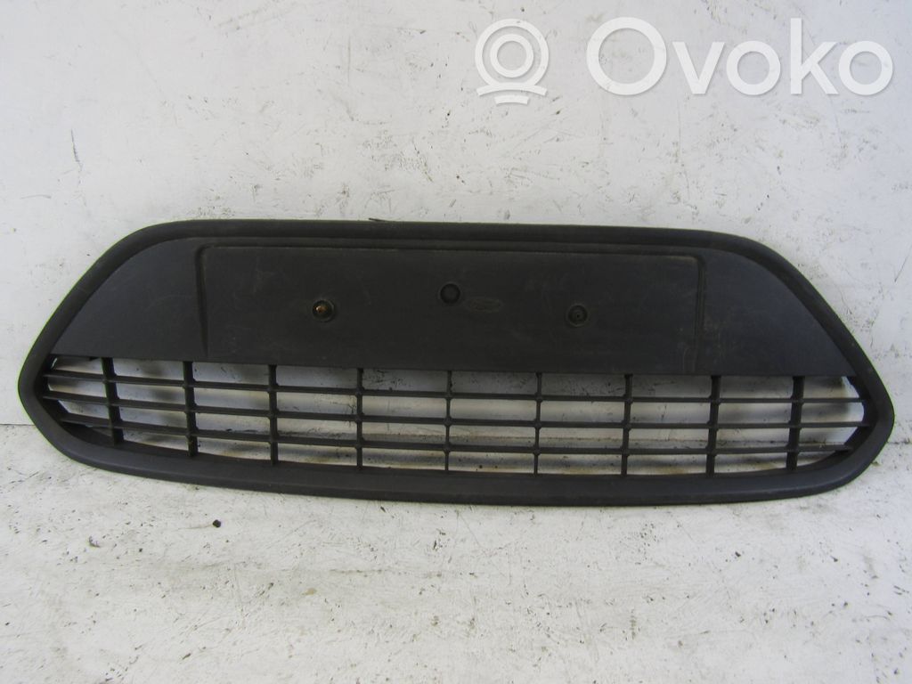 Ford Focus Front bumper lower grill 