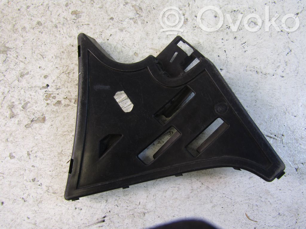 Volkswagen Polo Soporte de montaje del parachoques trasero 