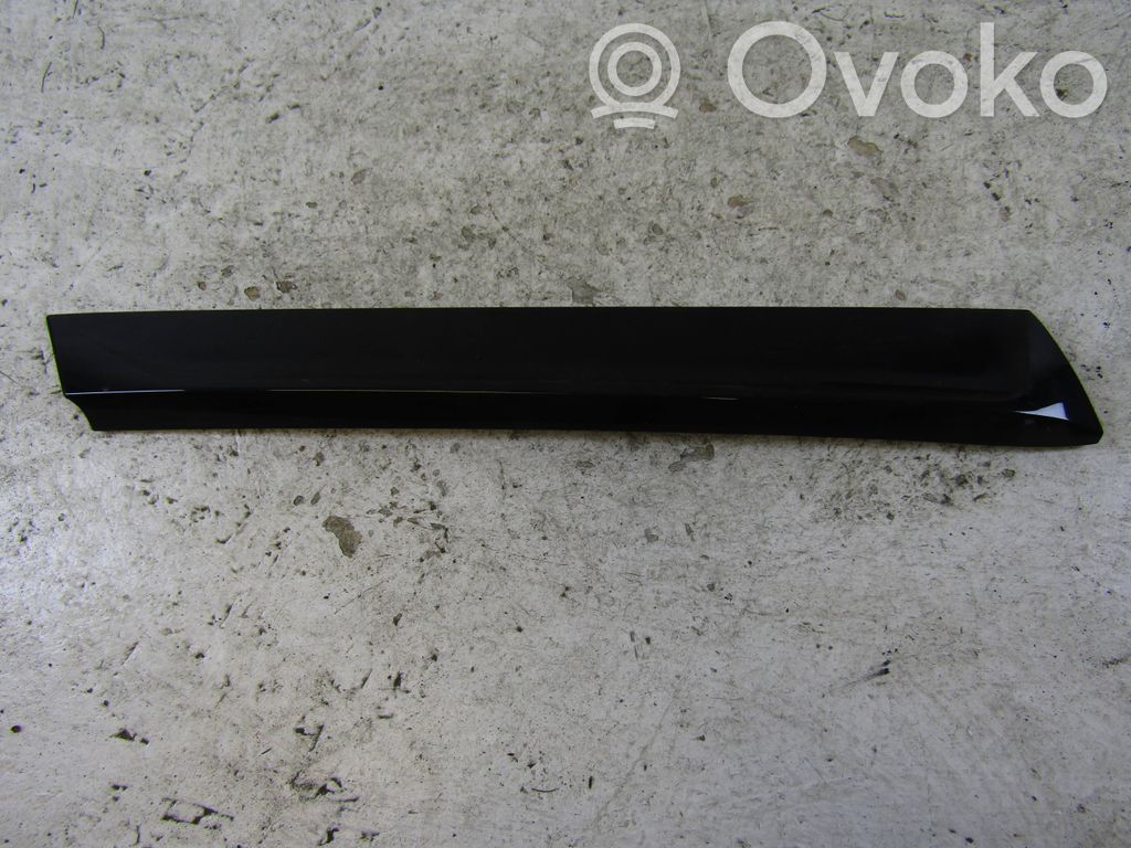 Audi Q7 4M Tailgate trim 