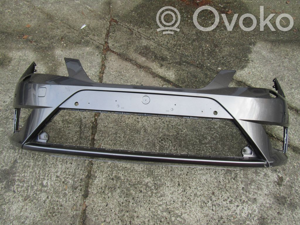 Seat Leon (5F) Front bumper 