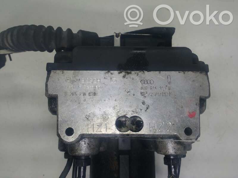 Audi A8 S8 D2 4D ABS Blokas 