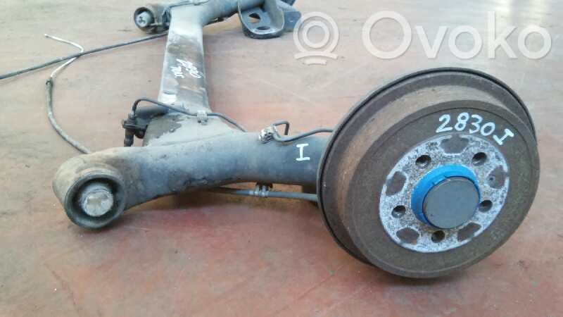 Volkswagen Polo IV 9N3 Eje trasero 