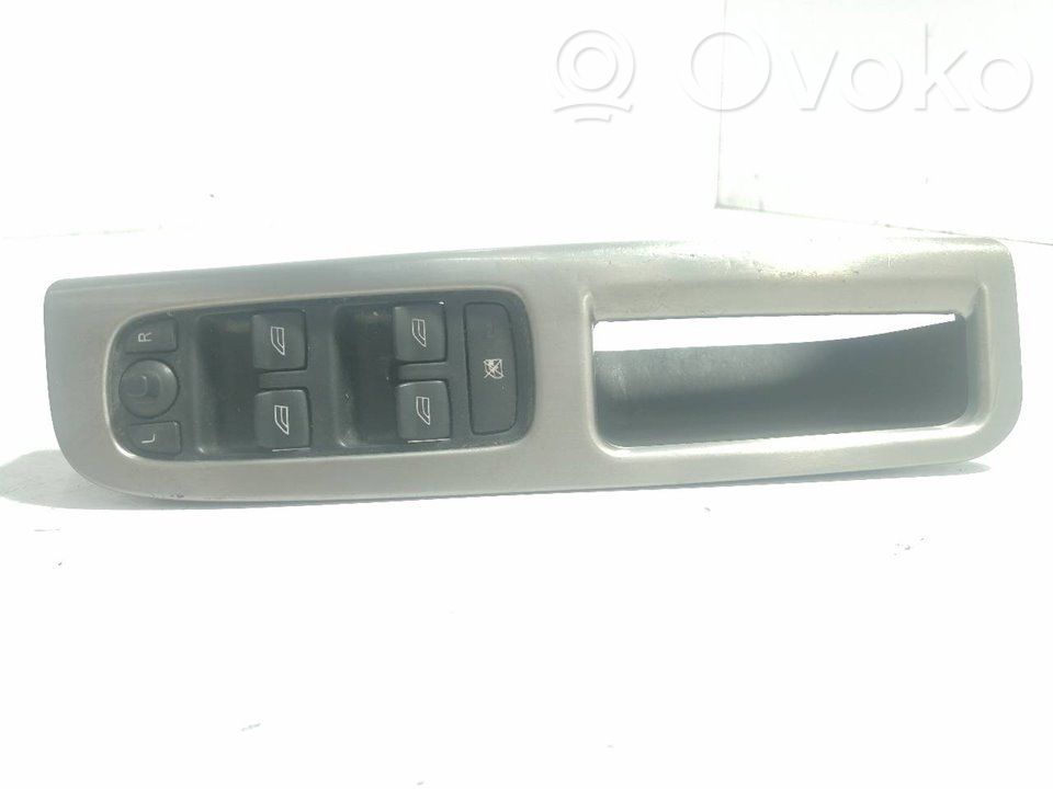 Electric window control switch   30658444