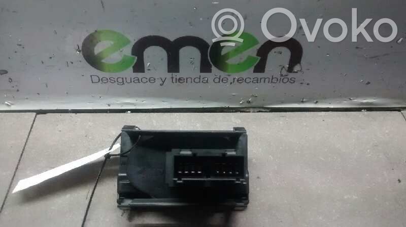 Interruptor de luz   1S7T13A024BB