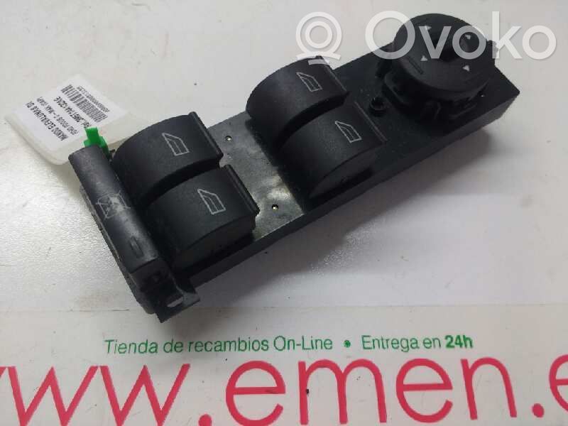 Ford Focus C-MAX Silnik regulatora szyby drzwi przednich 