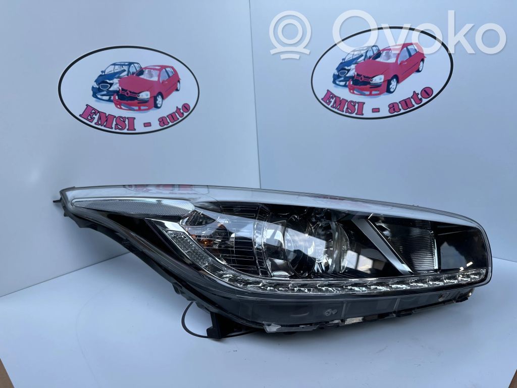 KIA Ceed Headlight/headlamp 