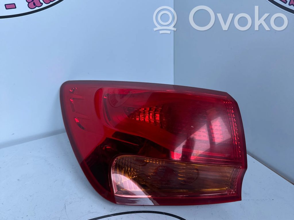 Rear/tail lights   92401A23