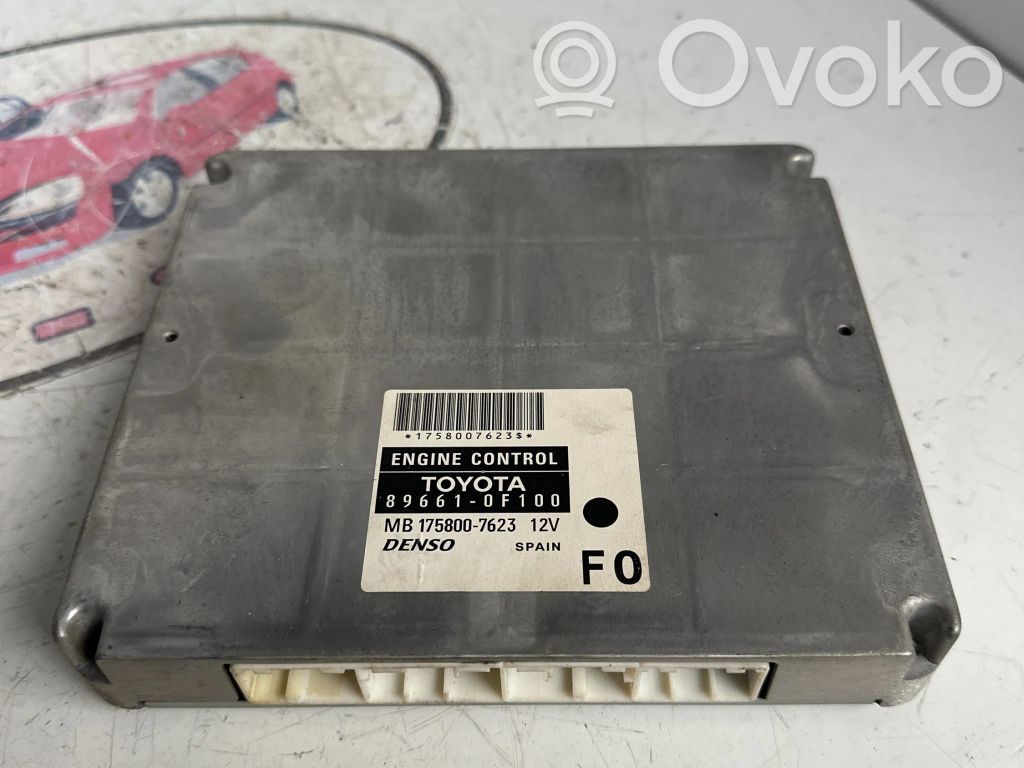 Toyota Corolla Verso AR10 Engine control unit/module 