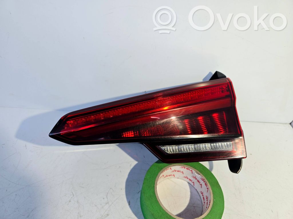 Audi A4 S4 B9 Lampy tylnej klapy bagażnika 