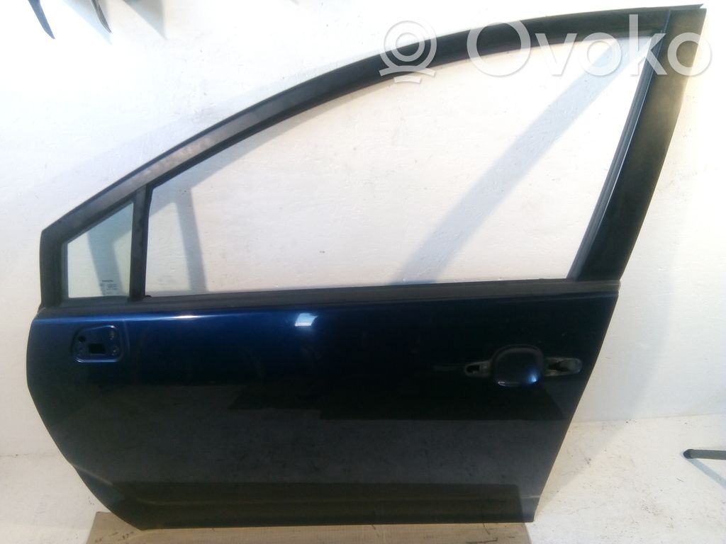 Toyota Corolla Verso AR10 Puerta delantera 