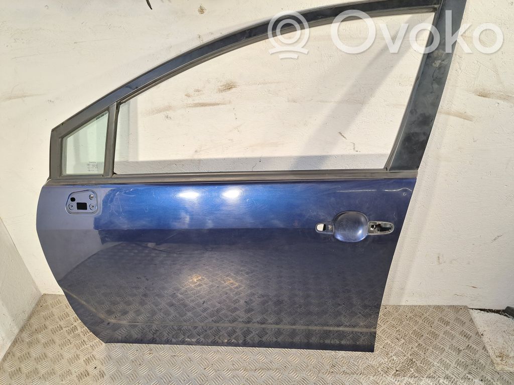 Toyota Corolla Verso AR10 Puerta delantera 