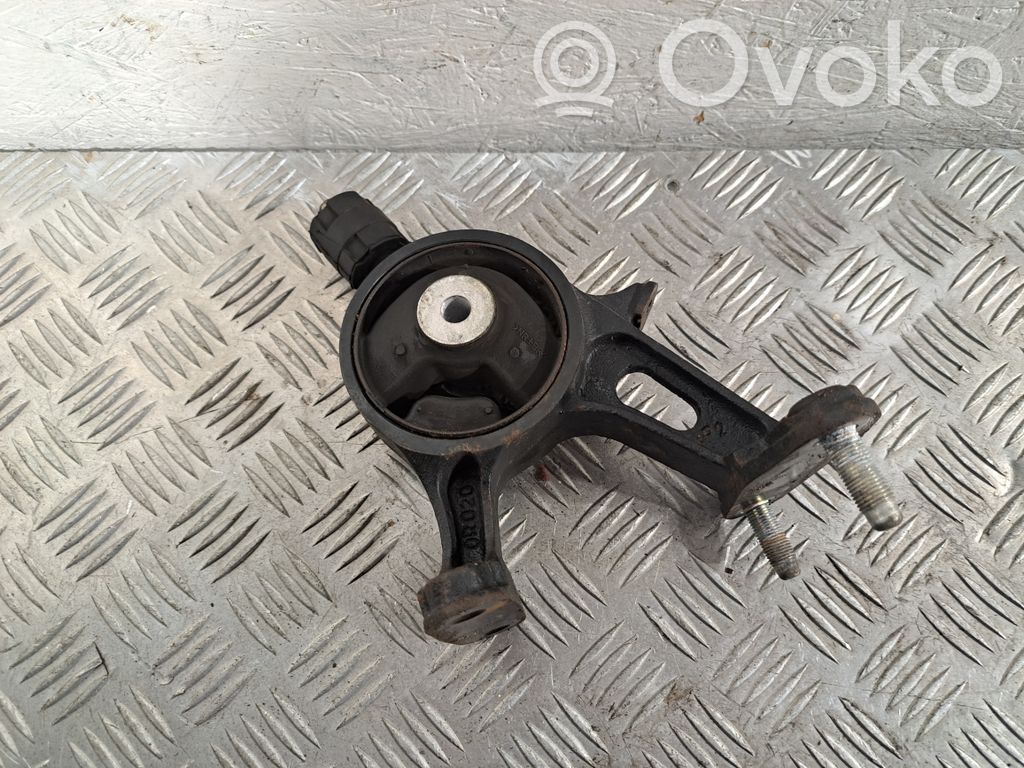 Toyota Avensis T270 Engine mount bracket 