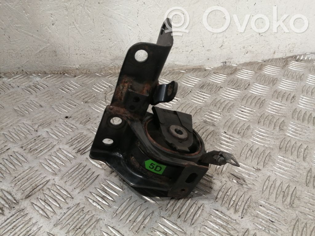 Toyota Avensis T250 Engine mount bracket 