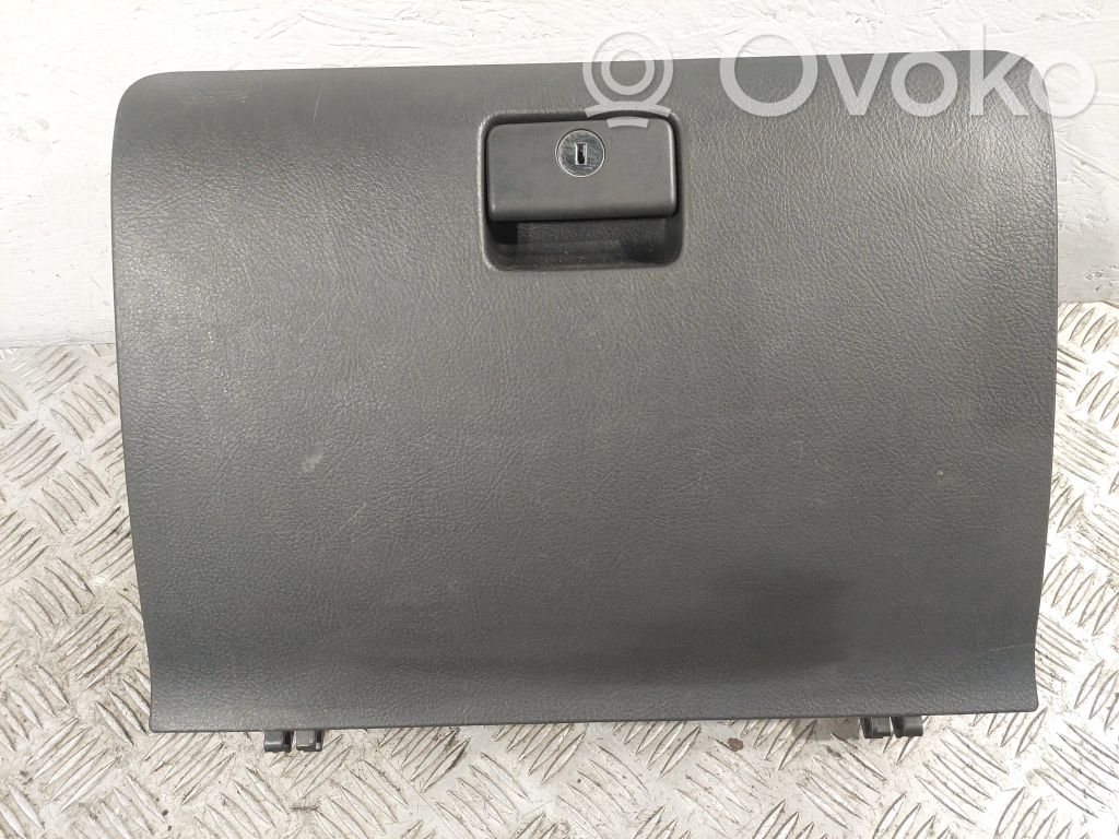 Toyota Corolla Verso AR10 Schowek deski rozdzielczej 