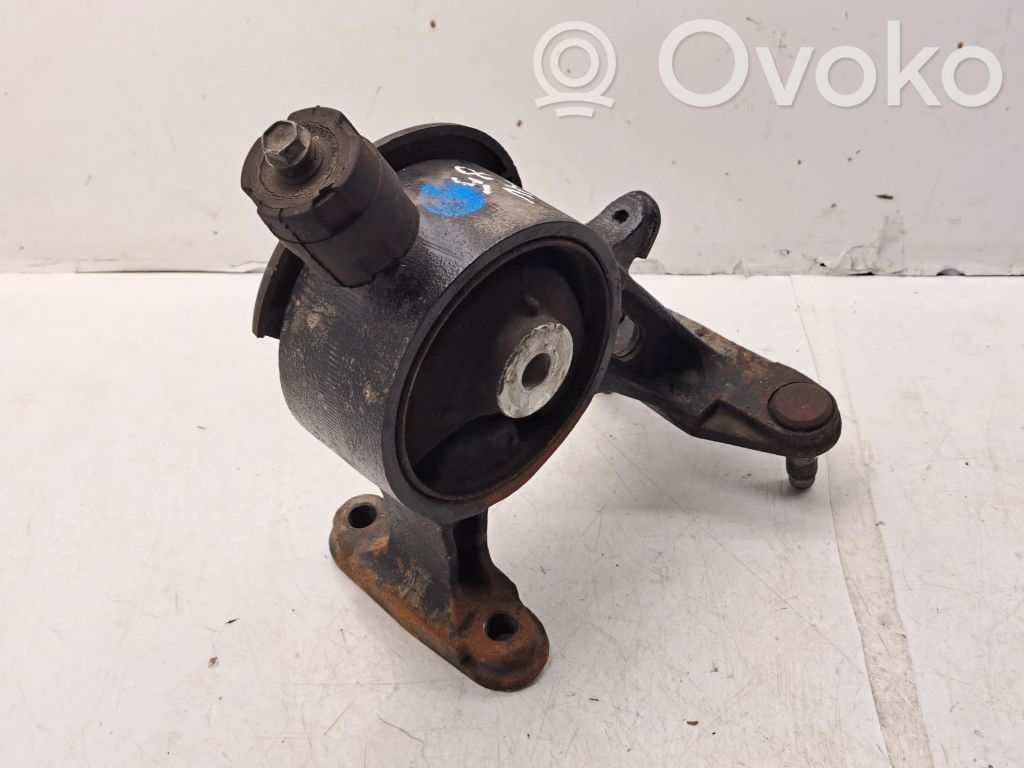 Toyota Avensis T270 Engine mount bracket 