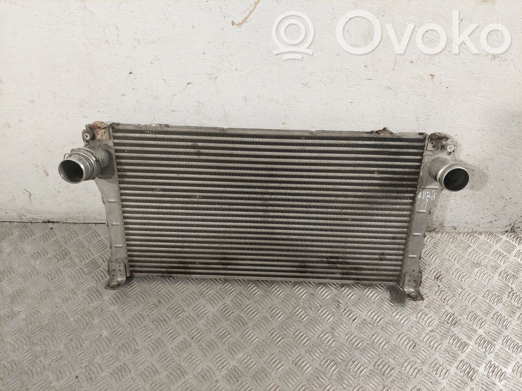 Toyota Auris 150 Interkūlerio radiatorius 
