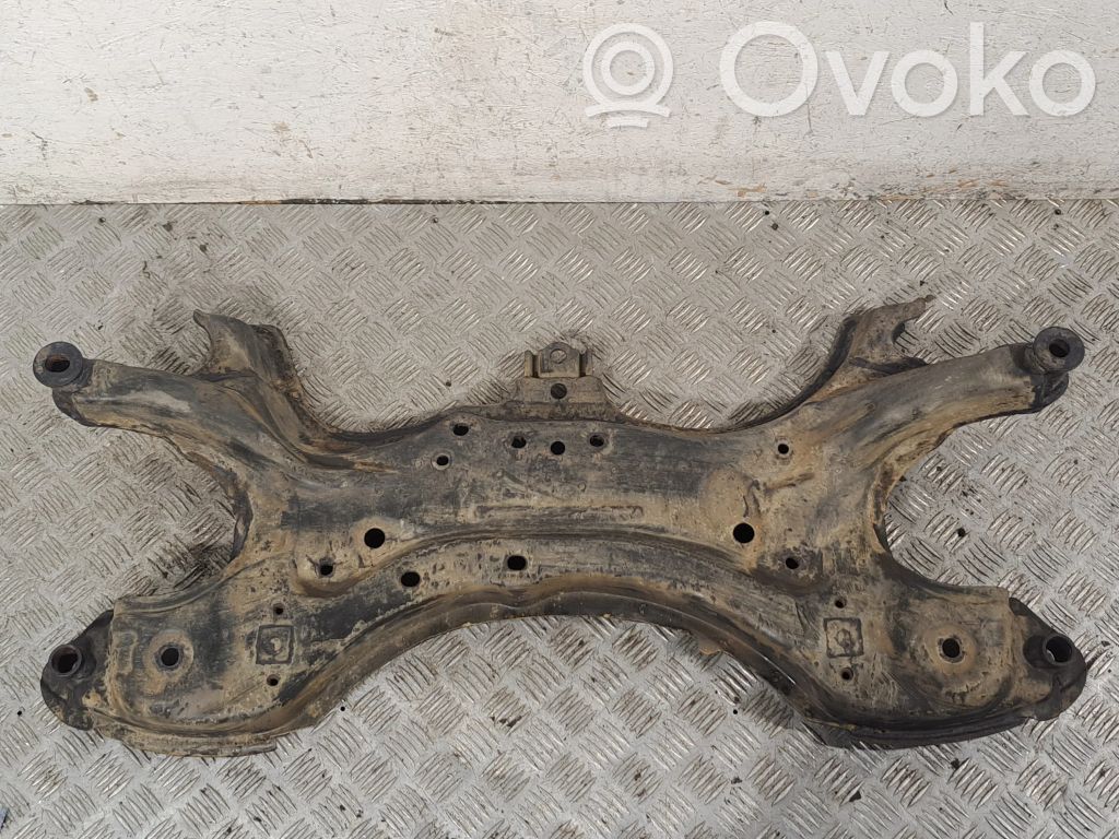 Toyota Corolla Verso AR10 Front subframe 
