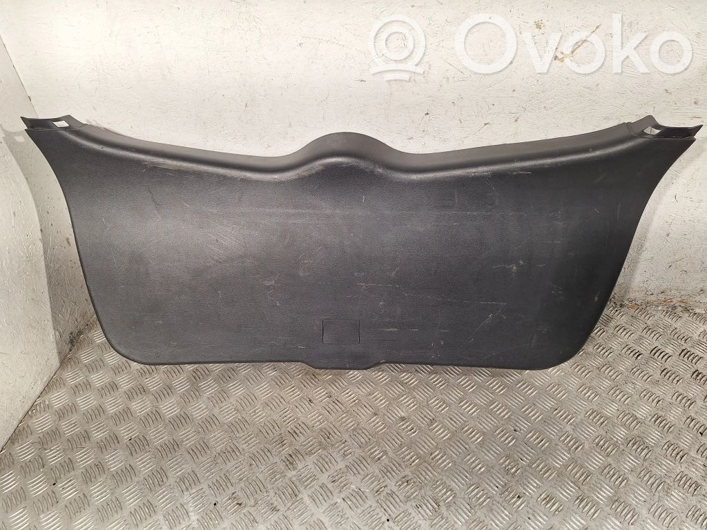 Toyota Verso Tailgate trim 