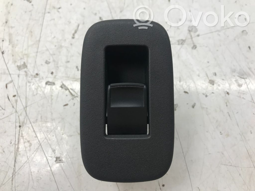 Toyota Auris 150 Electric window control switch 