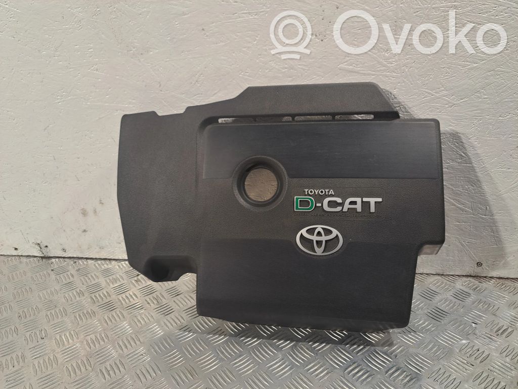 Toyota Avensis T270 Engine cover (trim) 