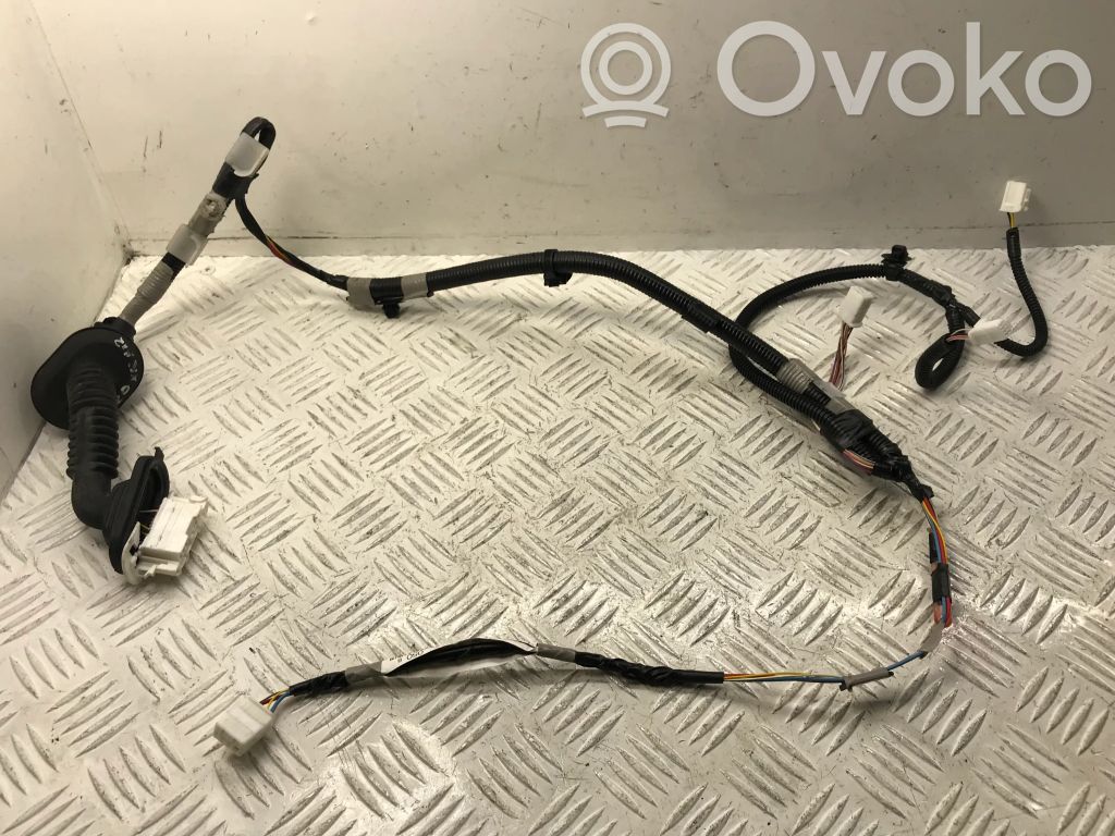 Cableado de puerta trasera   821540F050,821540F050B,068620