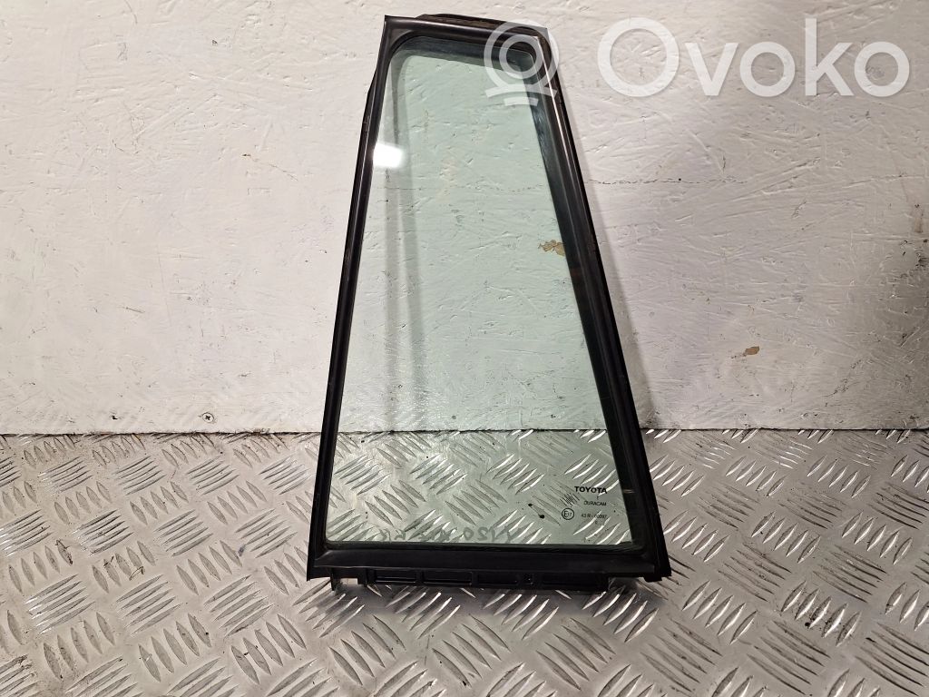 Ventanilla de ventilación de la puerta trasera   681240F010,681890F010,43R00097,681890F010A