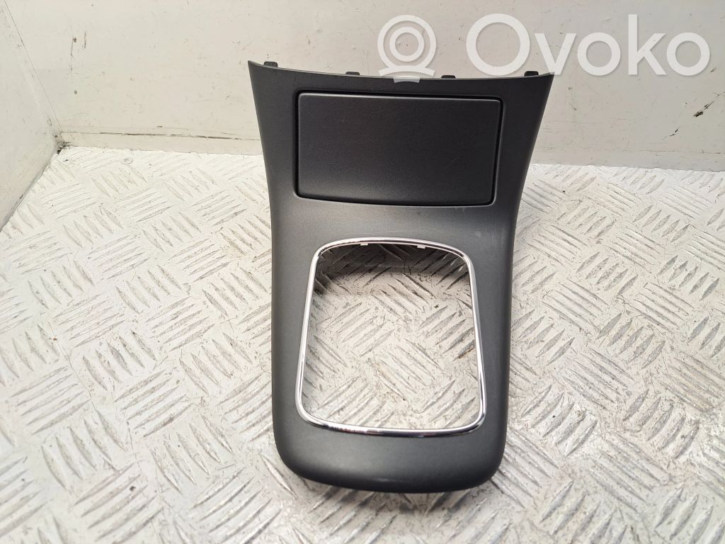 Toyota Avensis T250 Verkleidung Schalthebel (Kunststoff) 