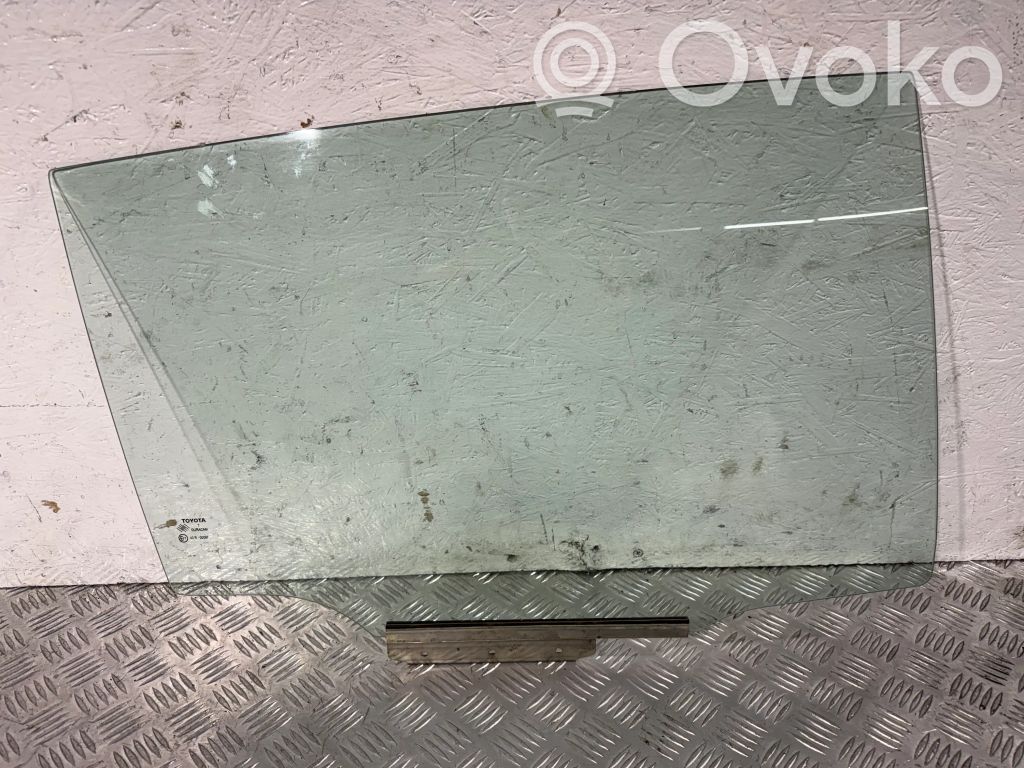 Toyota Verso Rear door window glass 