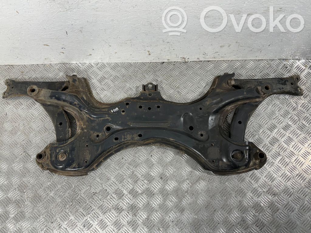Toyota Corolla Verso AR10 Front subframe 