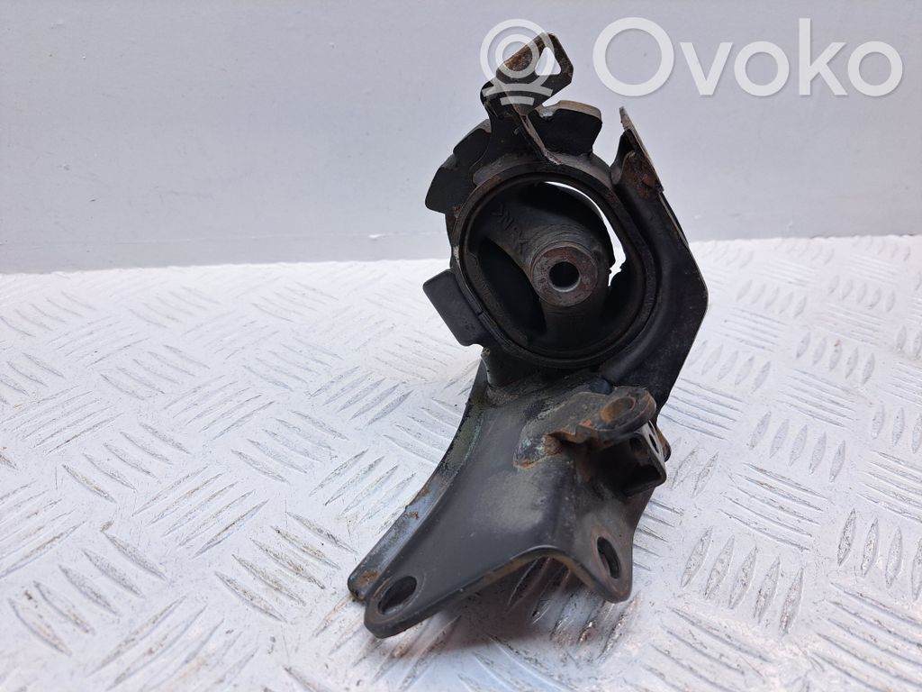 Toyota Avensis T250 Engine mount bracket 