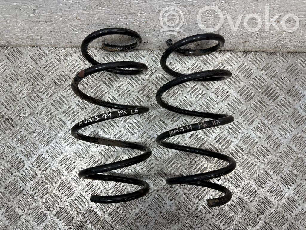 Toyota Auris 150 Front coil spring 