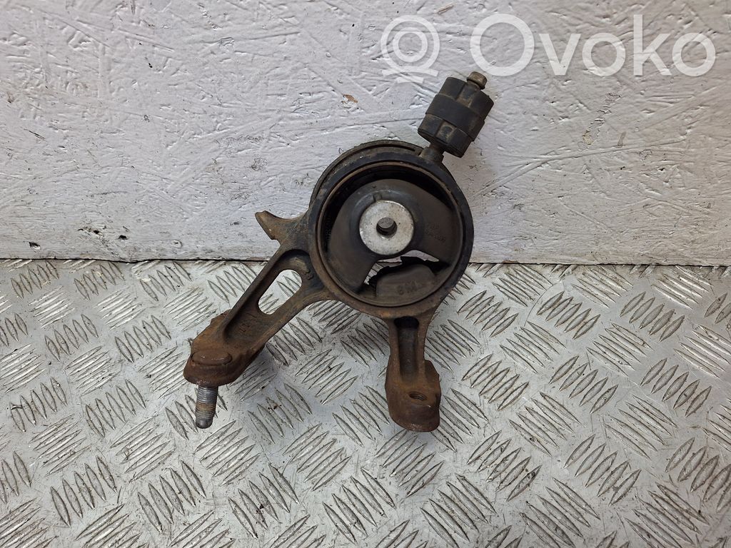 Toyota Avensis T270 Engine mount bracket 
