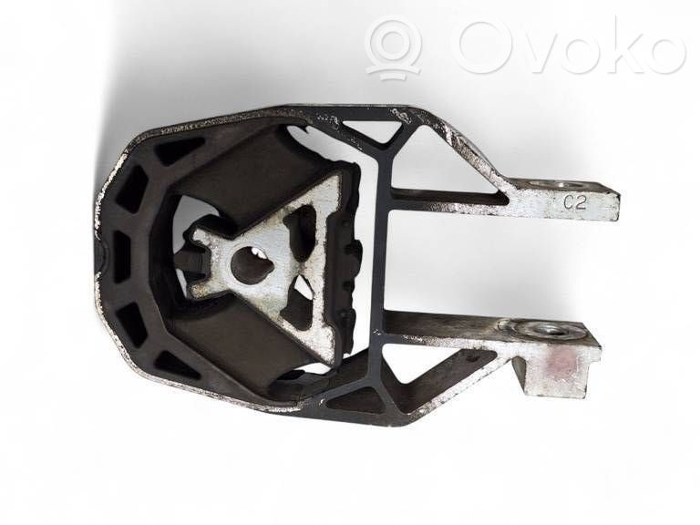 Volvo V40 Engine mount bracket 