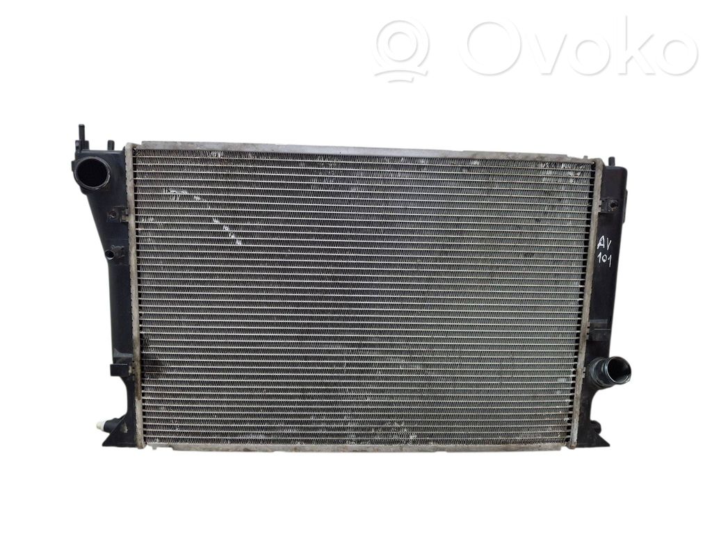 Toyota Avensis T250 Radiator lichid răcire 