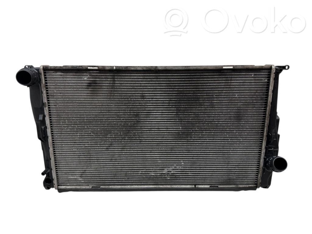 BMW 3 E90 E91 Coolant radiator 