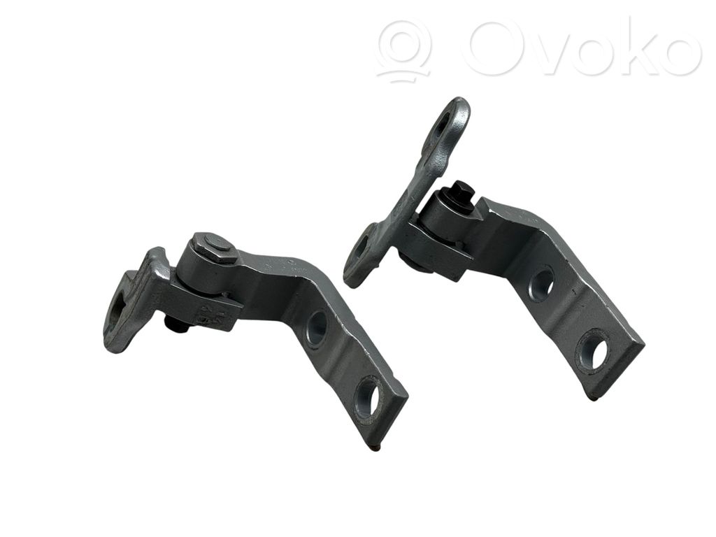 Volvo V40 Front door hinge set 