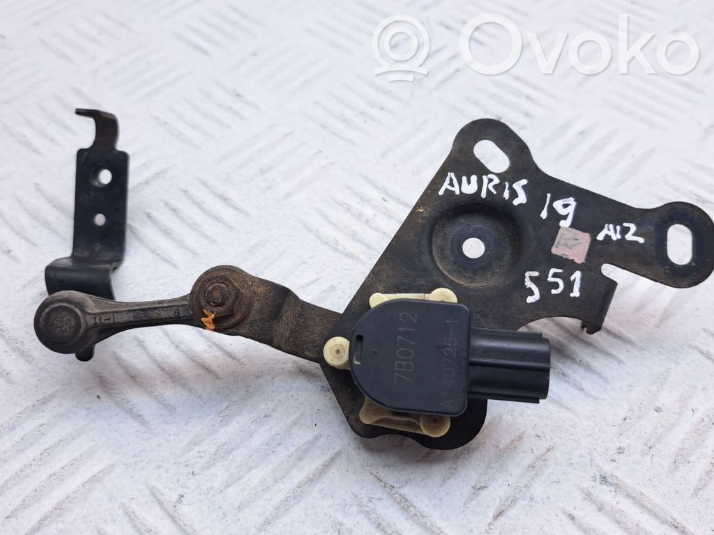 Toyota Auris 150 Sensore di livello faro/fanale 
