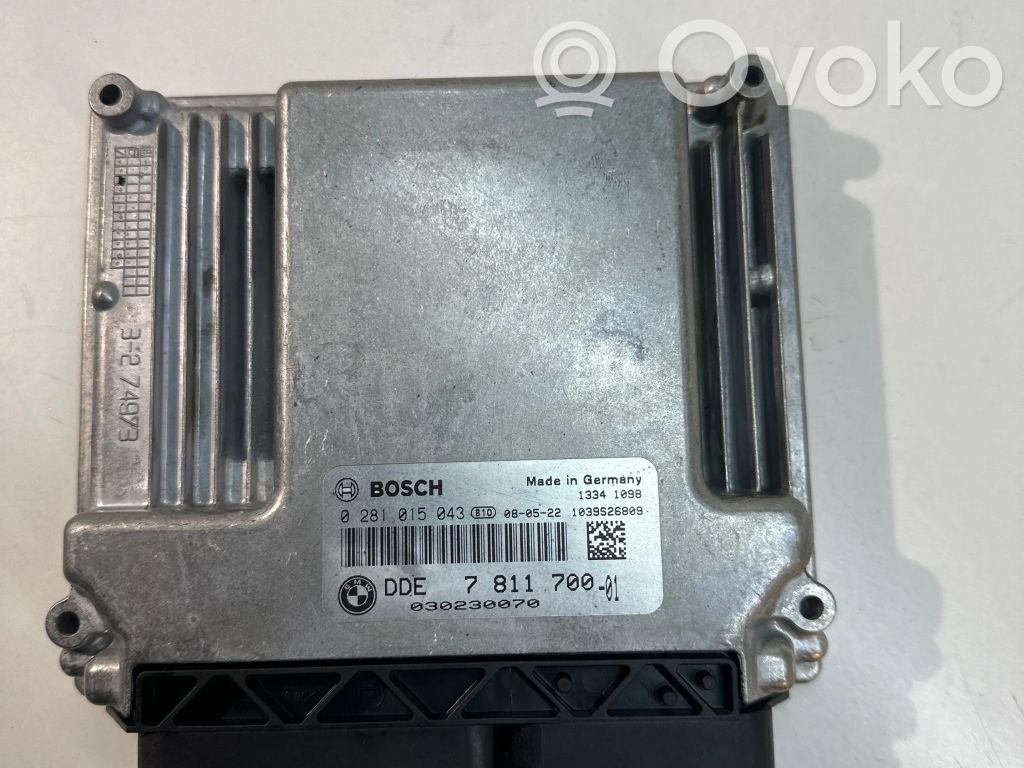 BMW 5 E60 E61 Engine control unit/module 